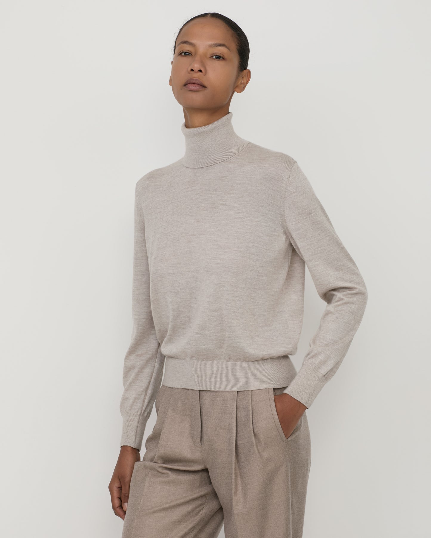 Pax Turtleneck Sand