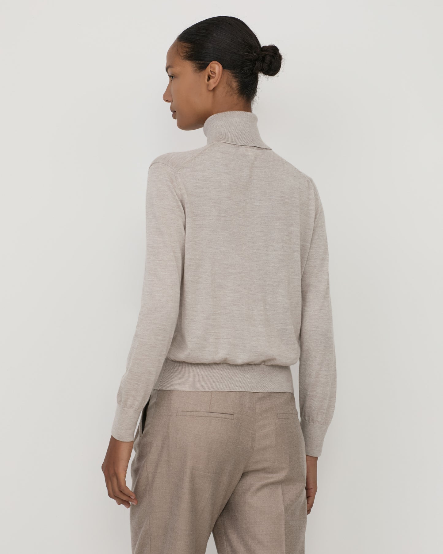 Pax Turtleneck Sand