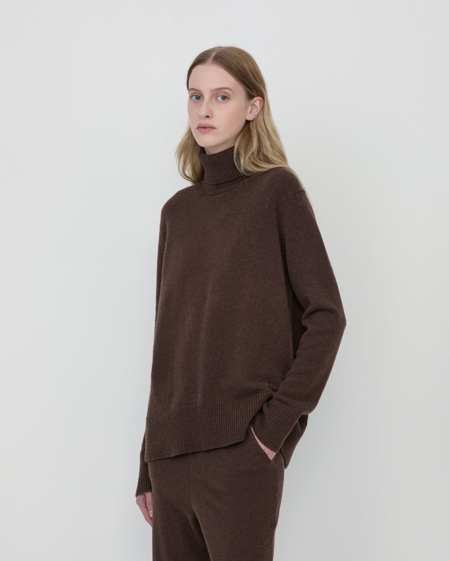 Adelina Turtleneck Espresso