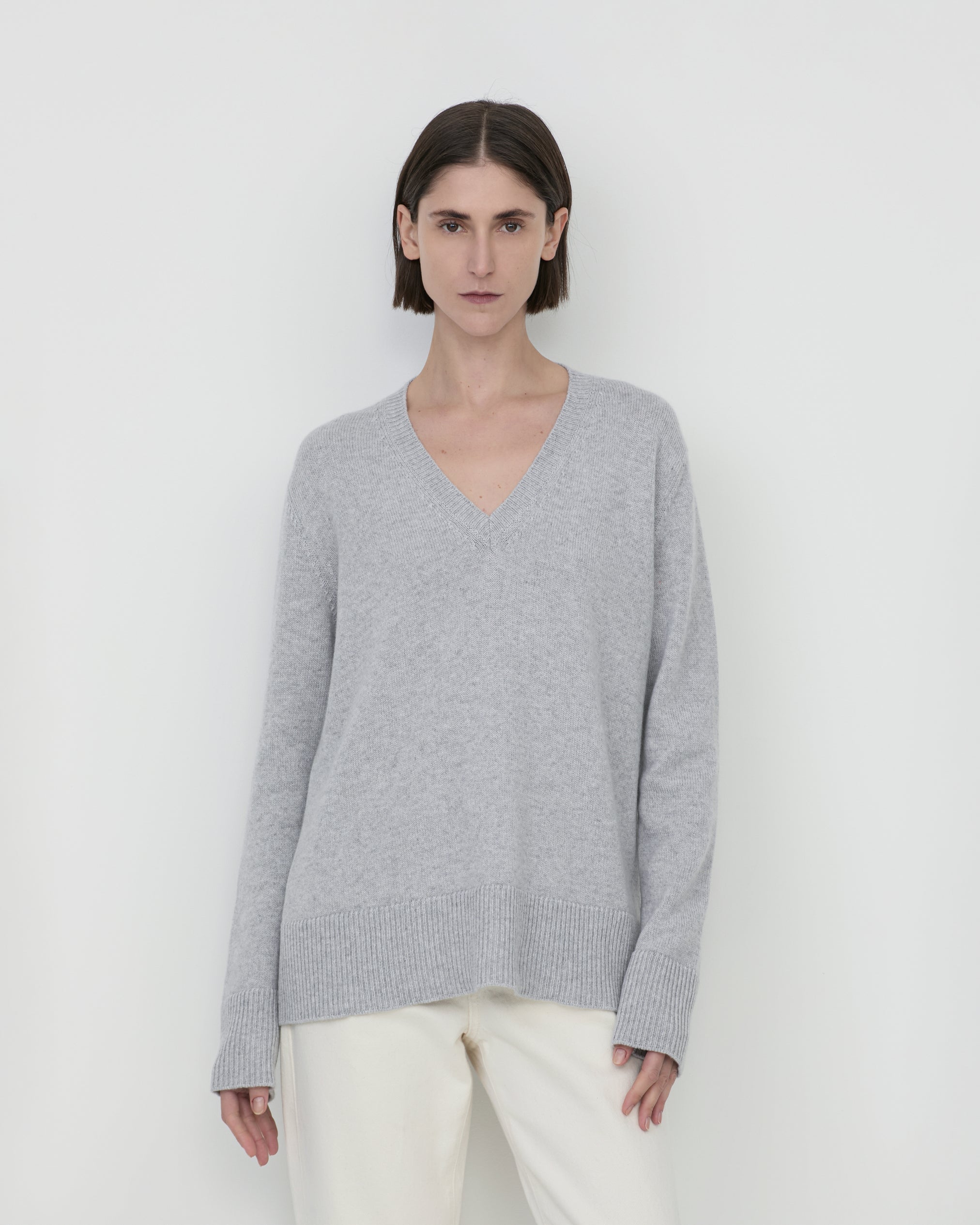 Celestina V-Neck Grey