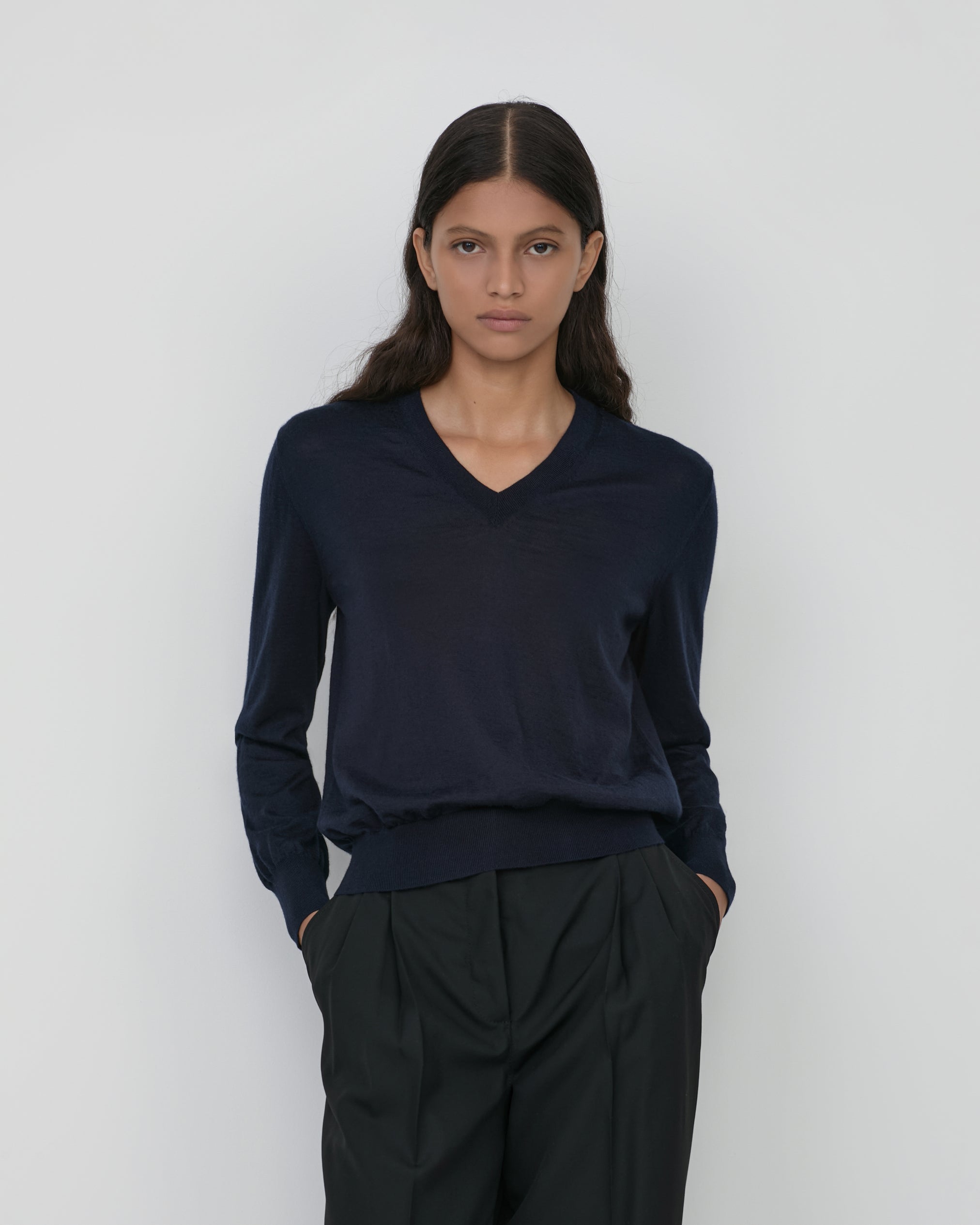 Cosima V-Neck Navy