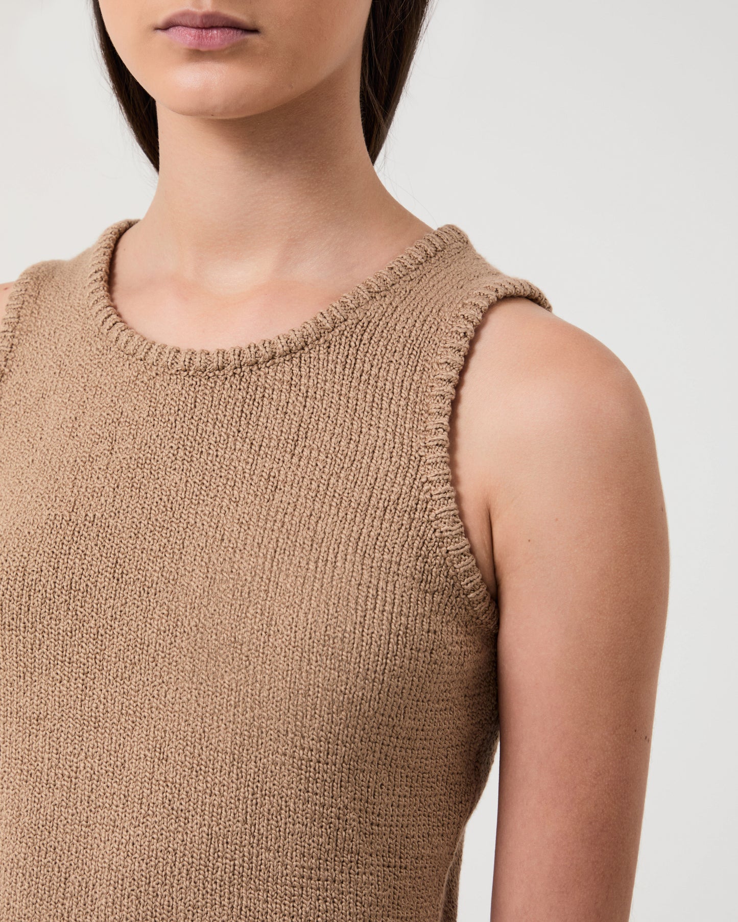 Casasola Carolina knitted cotton camel tank top - detail view
