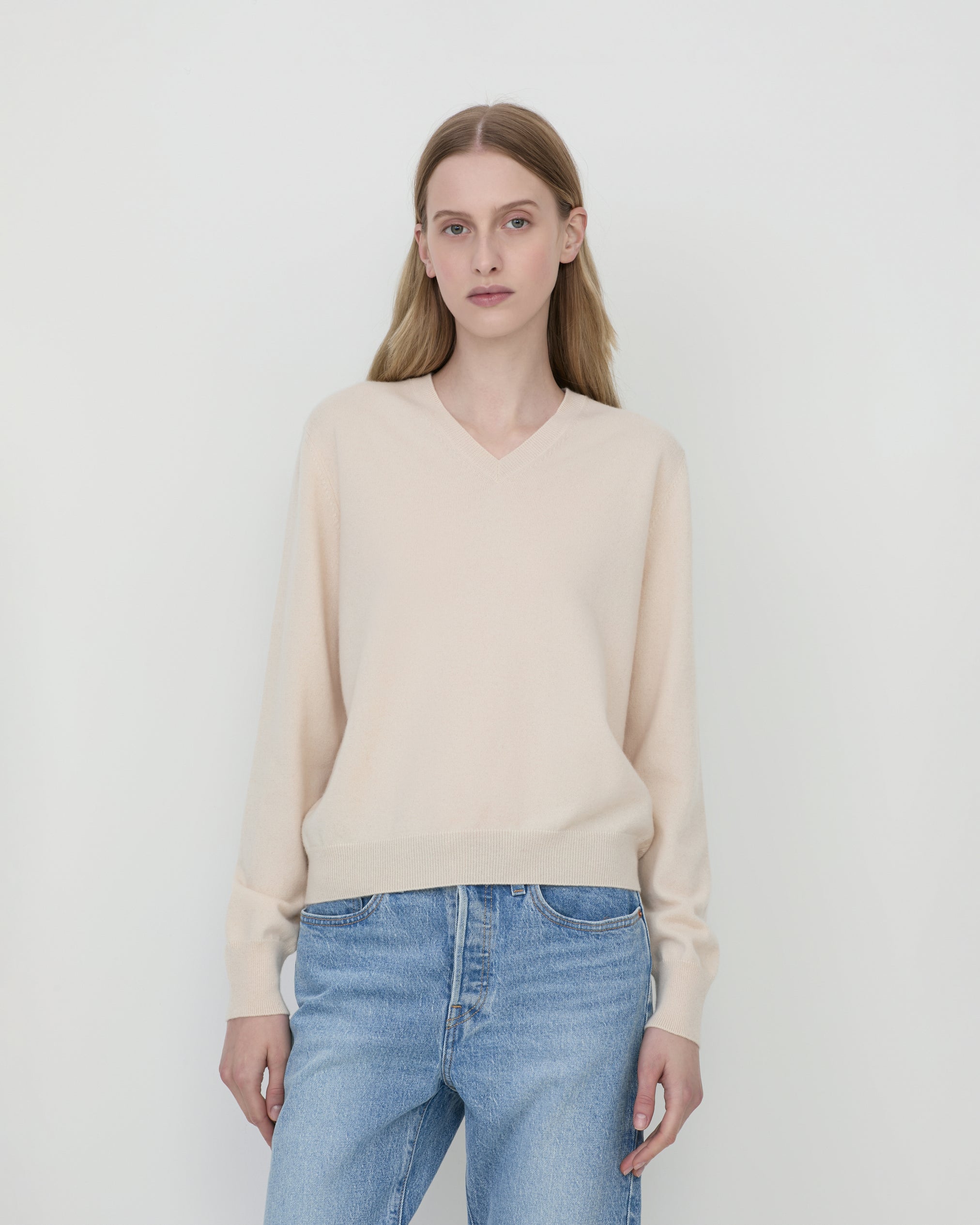 Tonina V-Neck Sand